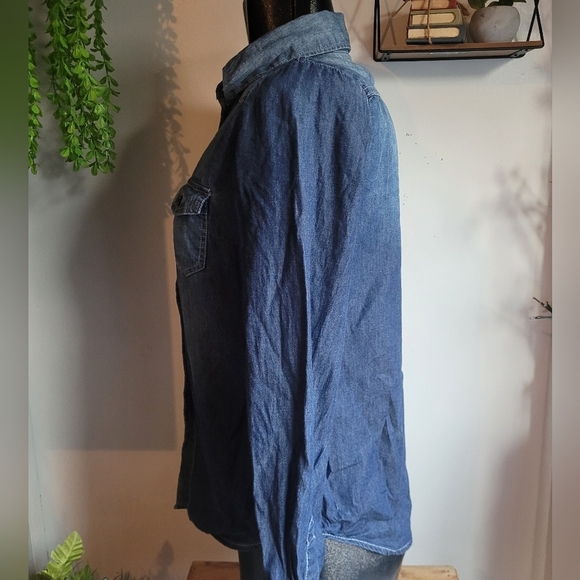 Cello Denimwear Blue Faded Detail Button Up Shirt M - Picture 5 of 7